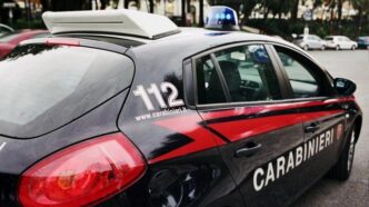 Crotone3A Un Poliziotto Spara E