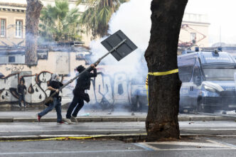 Divieto di manifestazione a Ro