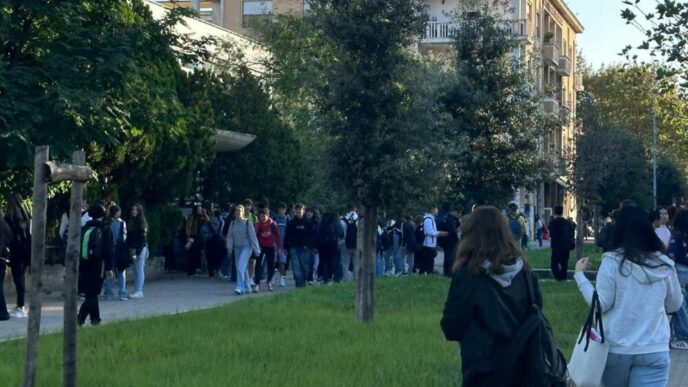 Emergenza Al Liceo Classico Di