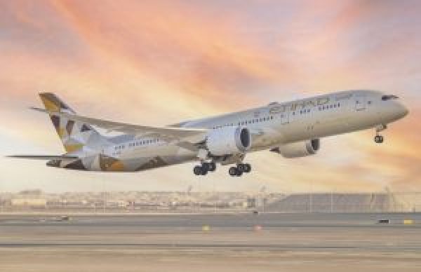 Etihad Airways registra un inc