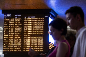 Fermi i treni a Roma guasti e