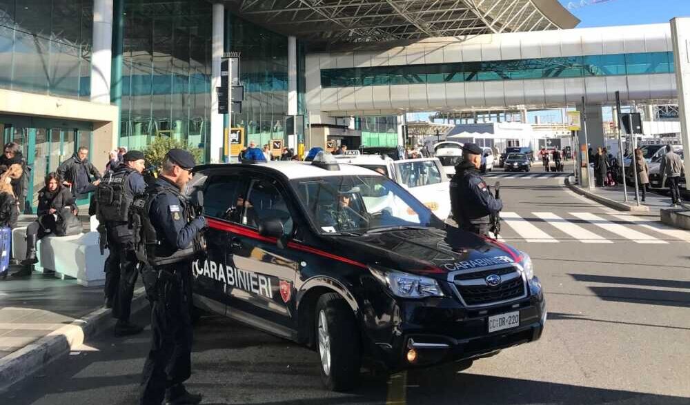 Fiumicino Controlli Dei Carab