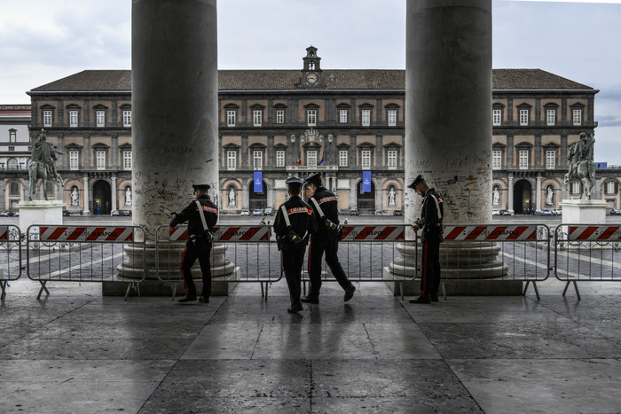 G7 Difesa a Napoli: avvio dei lavori al Palazzo Reale con delegazioni internazionali