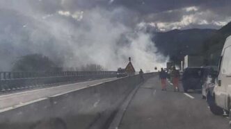 Incendio Di Un27Auto Provoca Di