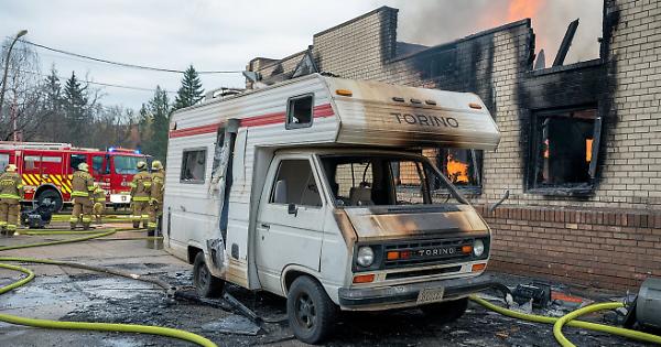 Incendio Di Un Camper Nel Quar