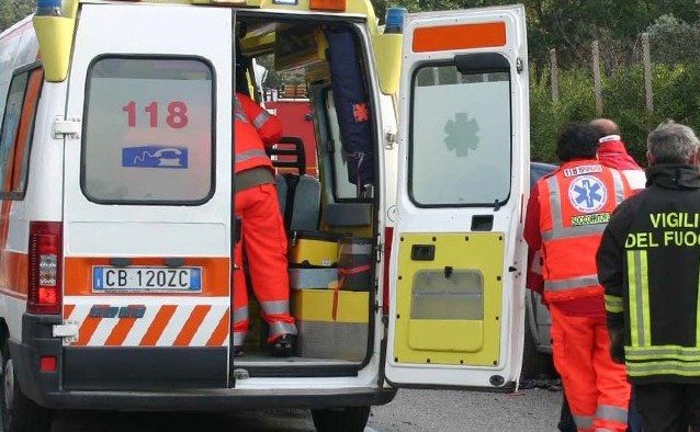 Incidente stradale sull’A24: schianto a Tagliacozzo in condizioni meteorologiche avverse