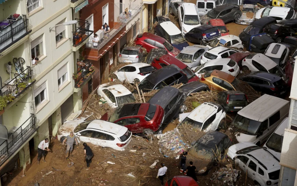 Inondazioni devastanti in Spagna: il cambiamento climatico amplifica gli eventi estremi