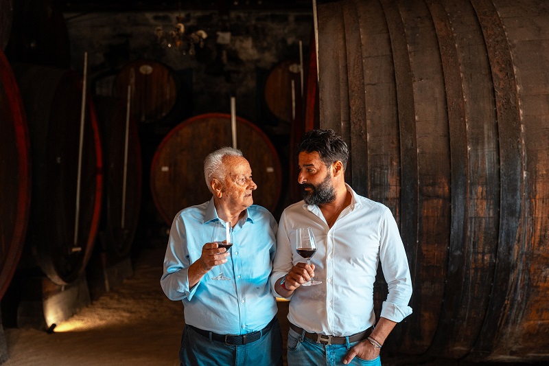 Le Cantine Intorcia Brillano Con Il Marsala Heritage, Unico Vino ...