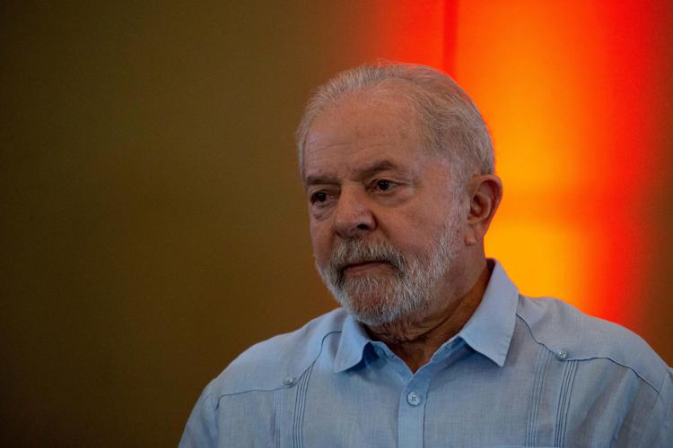 Lula da Silva rinuncia al viaggio in Russia: colpito da trauma cranico prima del vertice Brics