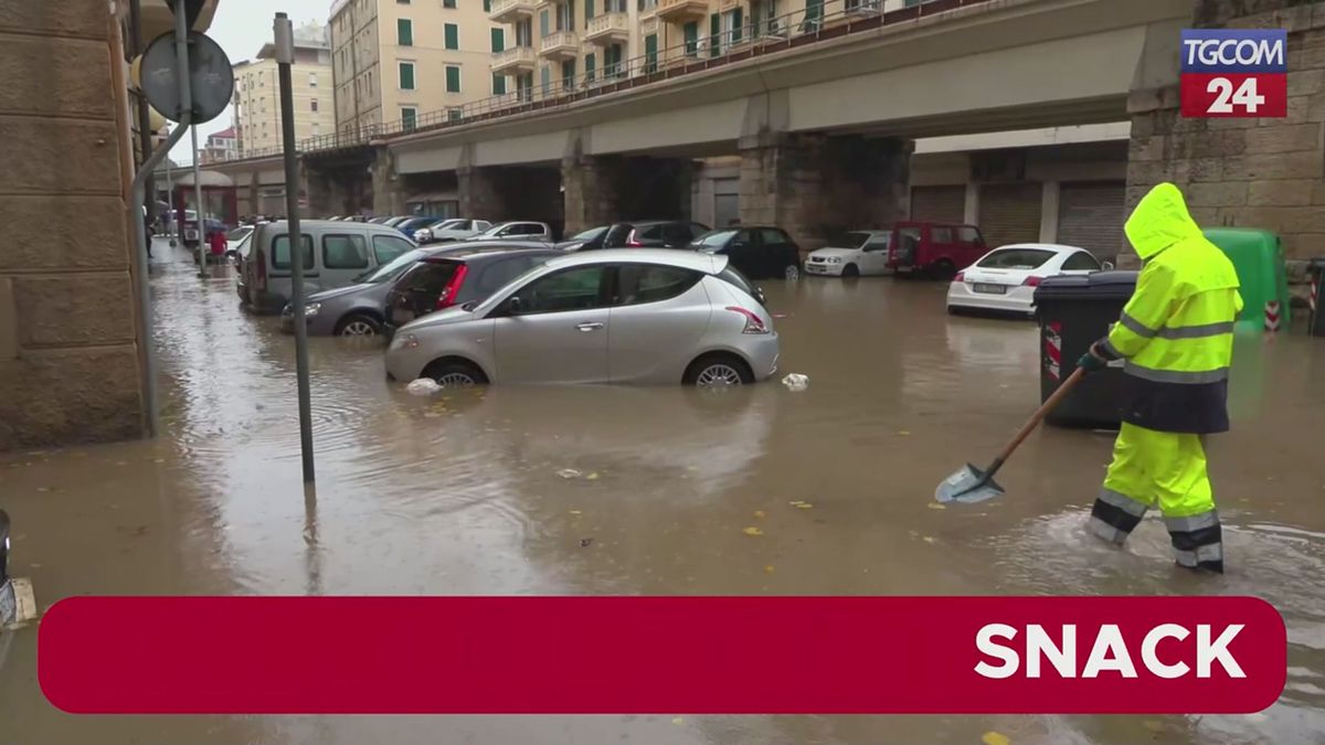 Maltempo nel Ponente ligure: via Busserio a Savona sott’acqua dopo forti piogge