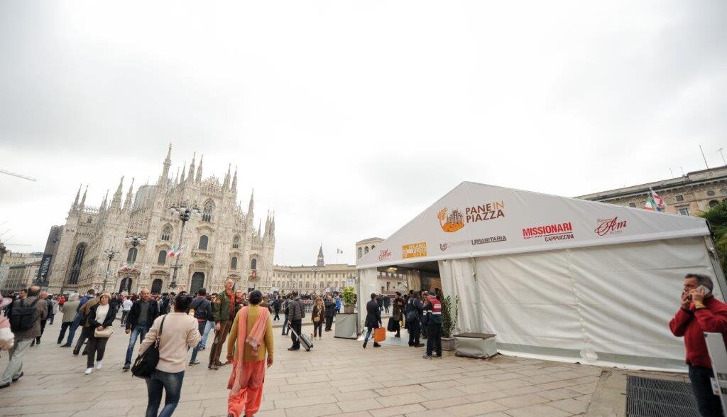 Milano Riaccende La Solidariet