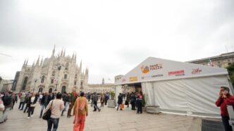 Milano Riaccende La Solidariet