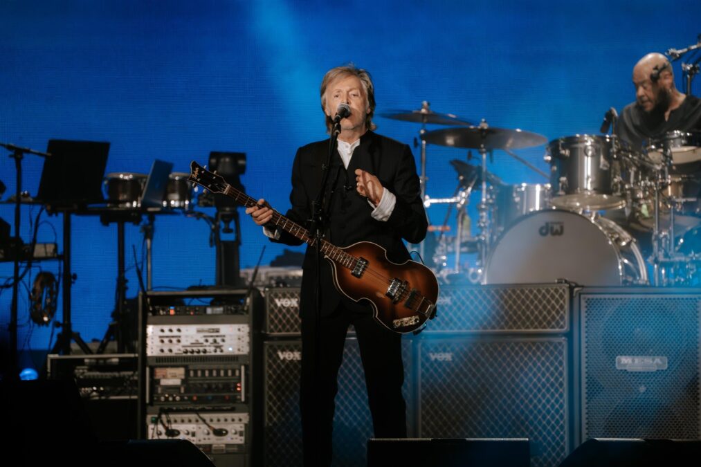 Paul Mccartney Atteso A Parigi