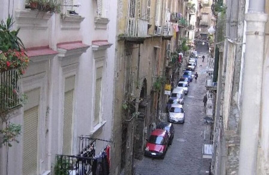 Rapina A Napoli3A Turista Svizz