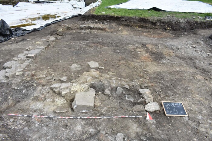 Scoperte Archeologiche nel Mercato Tardoantico di Aquileia: Nuovi Risultati dalle Indagini