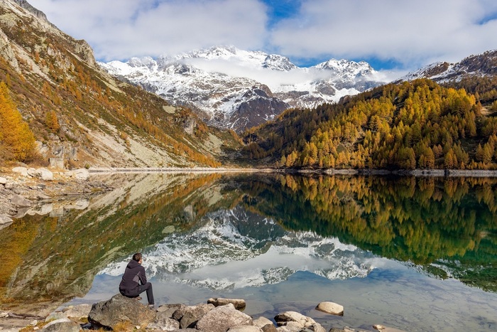 Scoprire l’autunno nel Distretto dei Laghi: percorsi, foliage e avventure per famiglie