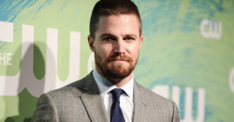 Stephen Amell Torna In Tv Con