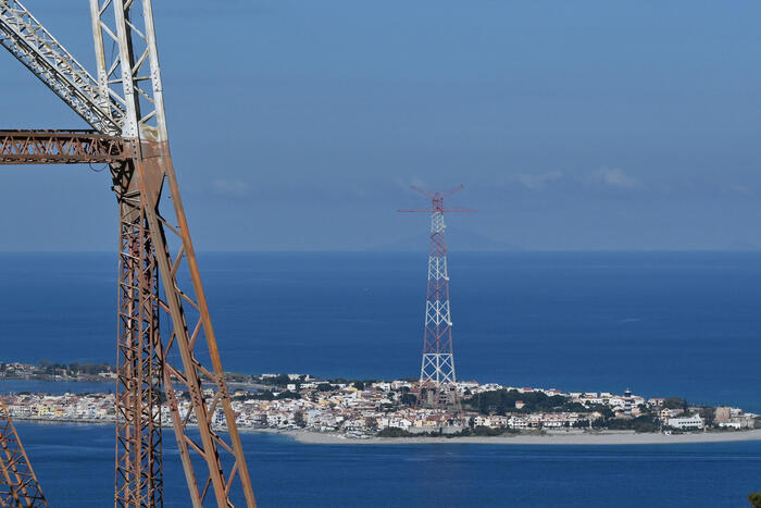 Stretto Di Messina3A Il Dibatti