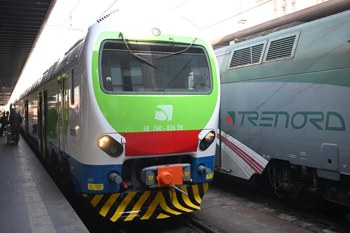 Trenord2C Oltre 82C5 Milioni Di