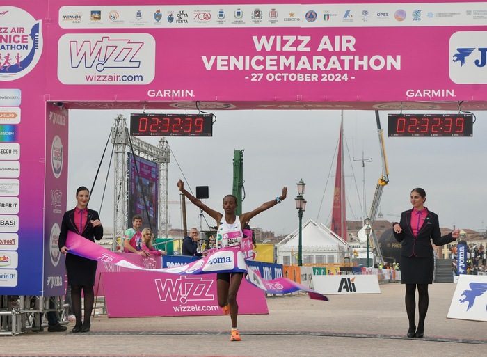 Trionfo etiope alla Venicemarathon: Abebe Tilahun e Birtukan Abera dominano la competizione