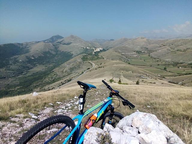 Una domenica speciale a Bucchianico: finale della mtb cup e festeggiamenti per i campioni