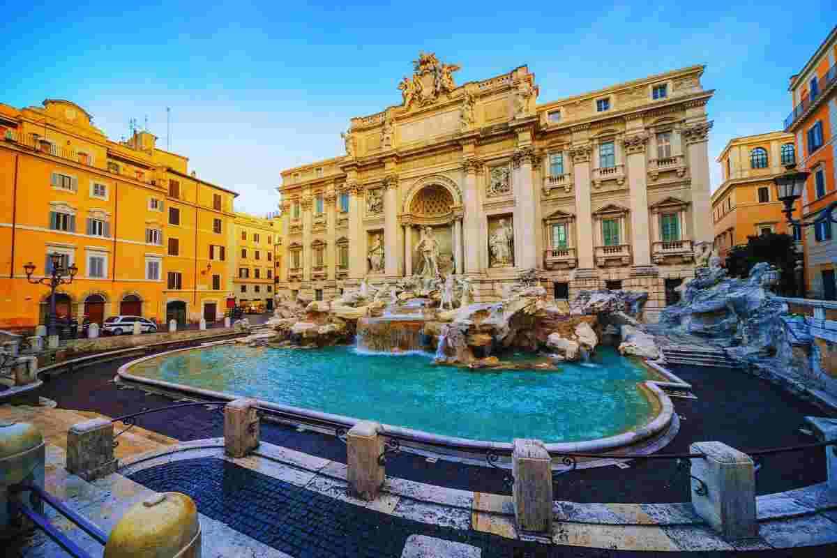 Fontana Di Trevi Ad Accesso Limitato