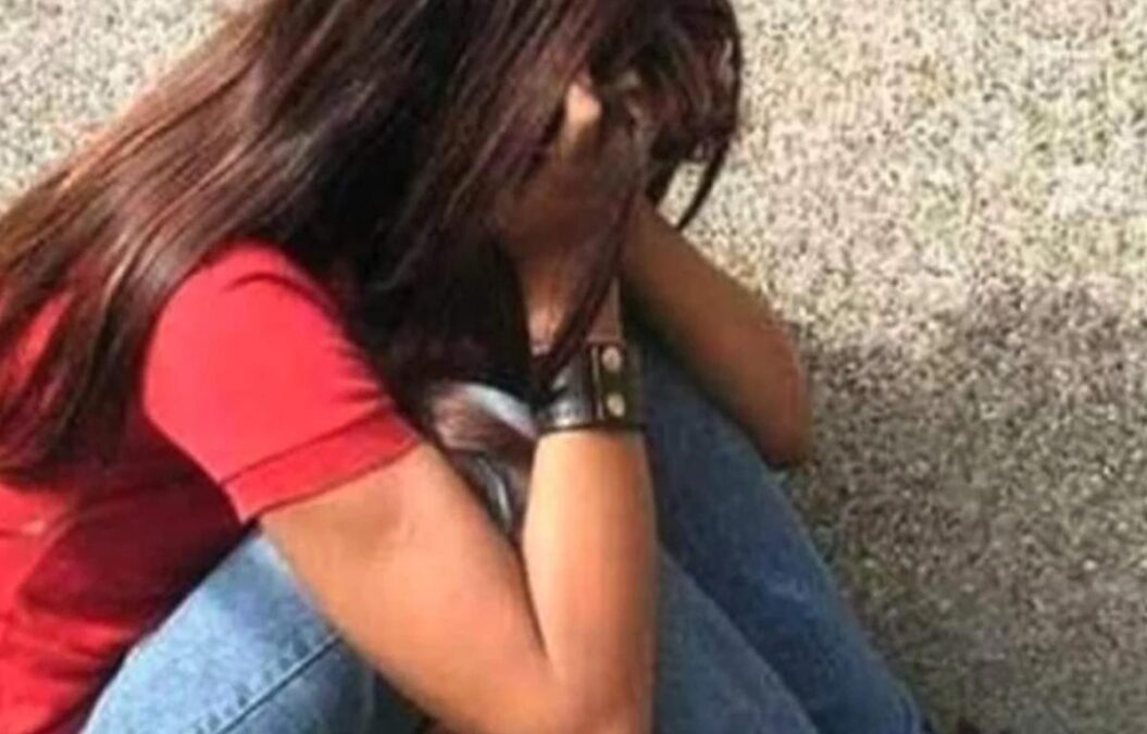 Torre del Greco: violenza giovanile, un ragazzo di 19 anni agli arresti domiciliari per maltrattamenti