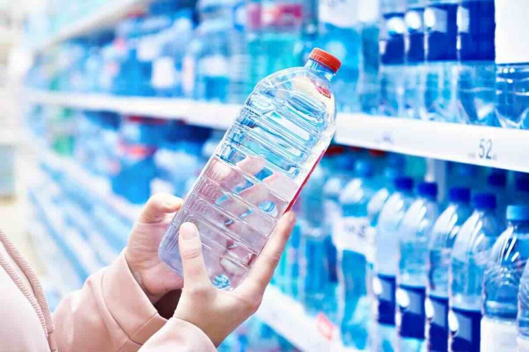 Pericolo Acqua In Bottiglia