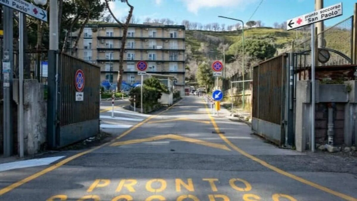 Agguato a Fuorigrotta: ferito un pusher di 27 anni, la camorra torna a far tremare Napoli