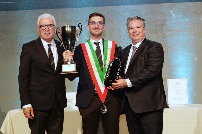 Andrea Gualdoni è il miglior sommelier d’Italia: riconoscimento e trend nel settore vitivinicolo