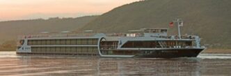 Avalon Waterways Lancia La Nuo