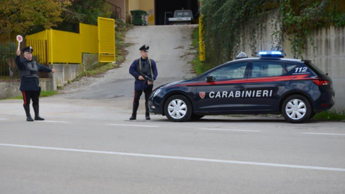 Blitz Dei Carabinieri Contro O