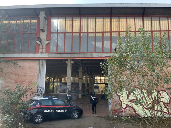 Blitz dei carabinieri a San Lazzaro: smantellato rave illegale con oltre 200 partecipanti