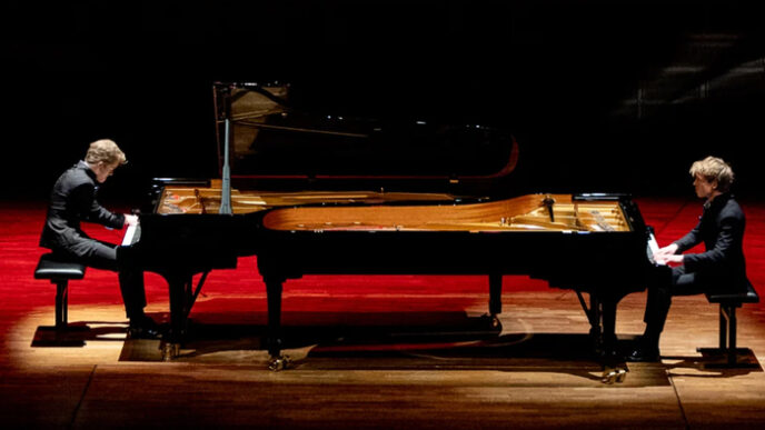 Concerto di pianoforti a Napol