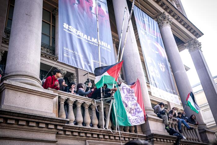 Corteo pro Palestina a Torino: vandalismo alla Mole Antonelliana e aggressione al Museo del Cinema