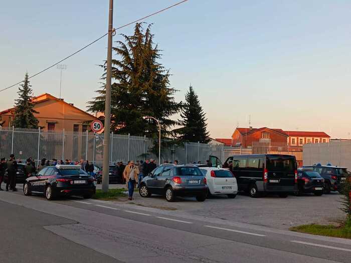 Disordini nel carcere di Cuneo: la situazione torna alla normalità dopo scontri tra detenuti