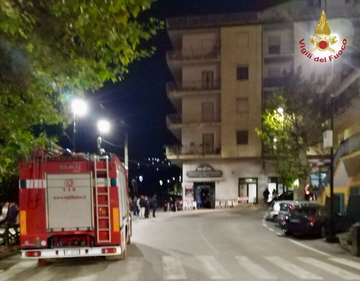 Emergenza a Corbara: evacuate 13 famiglie per cedimento strutturale di un palazzo