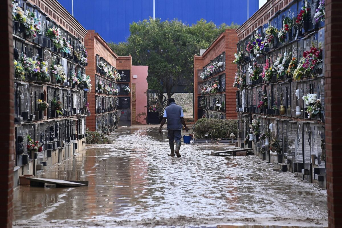 Emergenza alluvioni in Spagna: il bilancio delle vittime continua a crescere