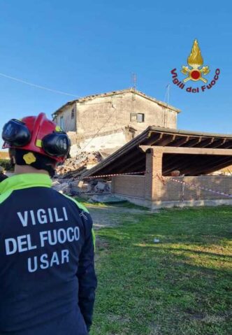 Esplosione Devastante In Villa