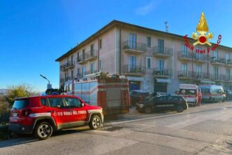 Esplosione In Condominio Ad Av