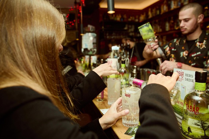 Il nuovo gin delle terre emiliane: Gin Tabar con pere IGP dell’Emilia Romagna