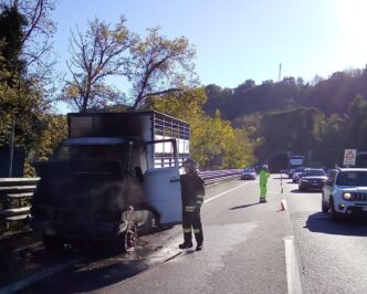 Incendio Su Autostrada A143A Vi