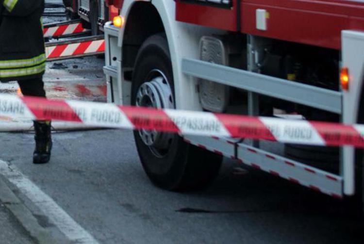 Incidente mortale sulla Tiburtina: coinvolti tre studenti, una giovane perde la vita