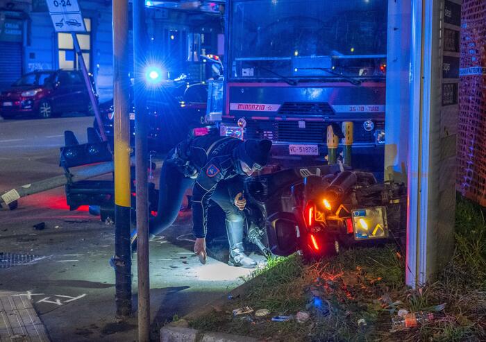 Indagine su carabiniere dopo la morte di un giovane a Milano: l’interrogazione di De Corato