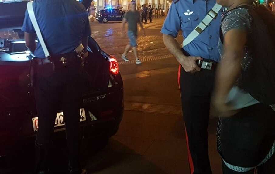 Intervento dei Carabinieri salva turista cinese derubata a Roma: arrestato un ladro