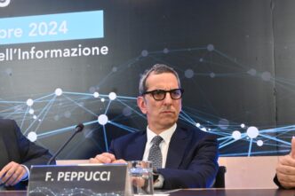 L27Educazione Italiana Tra Inno