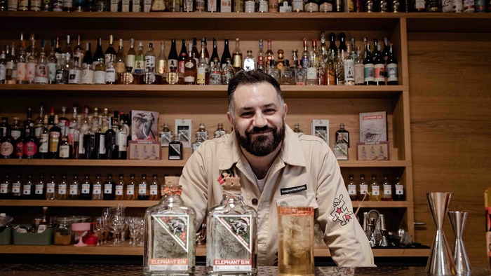 La elephant gin national competition 2024: Antonio Tittoni trionfa a Bologna con il cocktail Noah