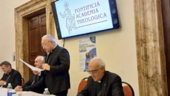 La Pontificia Accademia Di Teo