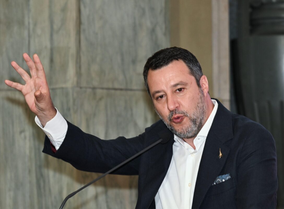 Matteo Salvini annuncia investimenti per le ciclovie e nuove regole sul codice della strada