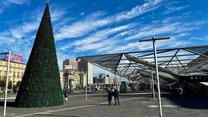 Napoli Si Prepara Al Natale3A U